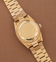 Afbeelding in Gallery-weergave laden, Rolex Day-Date 18078 &#39;Bark-finish / Champagne dial&#39; (1984)
