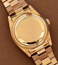 Afbeelding in Gallery-weergave laden, Rolex Day-Date 18078 &#39;Bark-finish / Champagne dial&#39; (1984)
