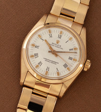 Afbeelding in Gallery-weergave laden, Rolex Oyster Perpetual 6748 &#39;White Buckley Dial / 18K Gold / Riveted Oyster&#39; (1978)
