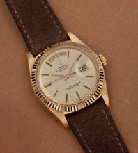 Afbeelding in Gallery-weergave laden, Rolex Day-Date 1803 'Sigma Linen Dial' (1973)

