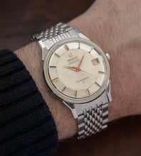 Afbeelding in Gallery-weergave laden, Omega Constellation 14902 'Pie-Pan Dog Leg &amp; BOR Bracelet' (1962)
