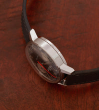 Afbeelding in Gallery-weergave laden, Breitling Top Time Chronograph Ref. 2002-33 'Reverse Panda' (Ca. 1970)
