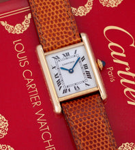 Afbeelding in Gallery-weergave laden, Cartier Tank Louis 78087 'Paris Dial' + Box &amp; Papers (Ca. 1983)
