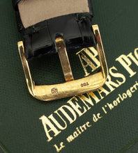 Afbeelding in Gallery-weergave laden, Audemars Piguet Dual-Time Power Reserve Ref. 25685BA + Box en Booklet
