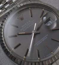 Afbeelding in Gallery-weergave laden, Rolex Datejust 16030 grey ghost dial
