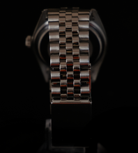 Afbeelding in Gallery-weergave laden, Rolex Datejust 1603 (Box+Booklets) 1979
