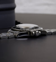 Afbeelding in Gallery-weergave laden, Rolex Submariner 5513 Glossy Dial 1989 (L-serial)
