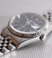 Afbeelding in Gallery-weergave laden, Rolex Datejust 16234 from 2001 + Papers
