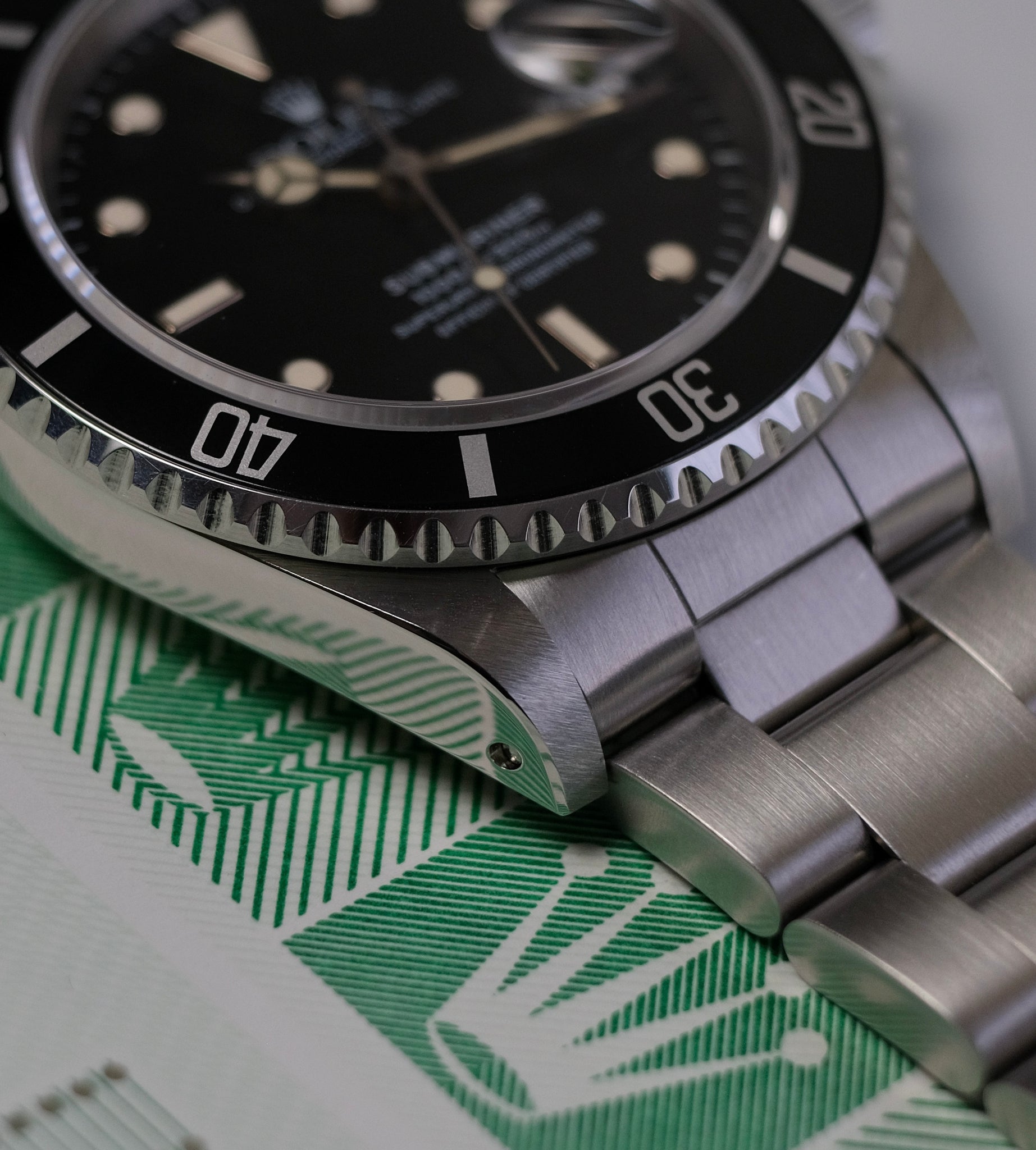 Rolex Submariner 16610 + Papers – 10 over 10