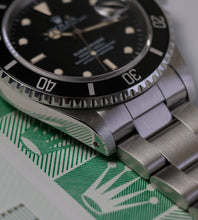 Afbeelding in Gallery-weergave laden, Rolex Submariner 16610 + Papers 1997
