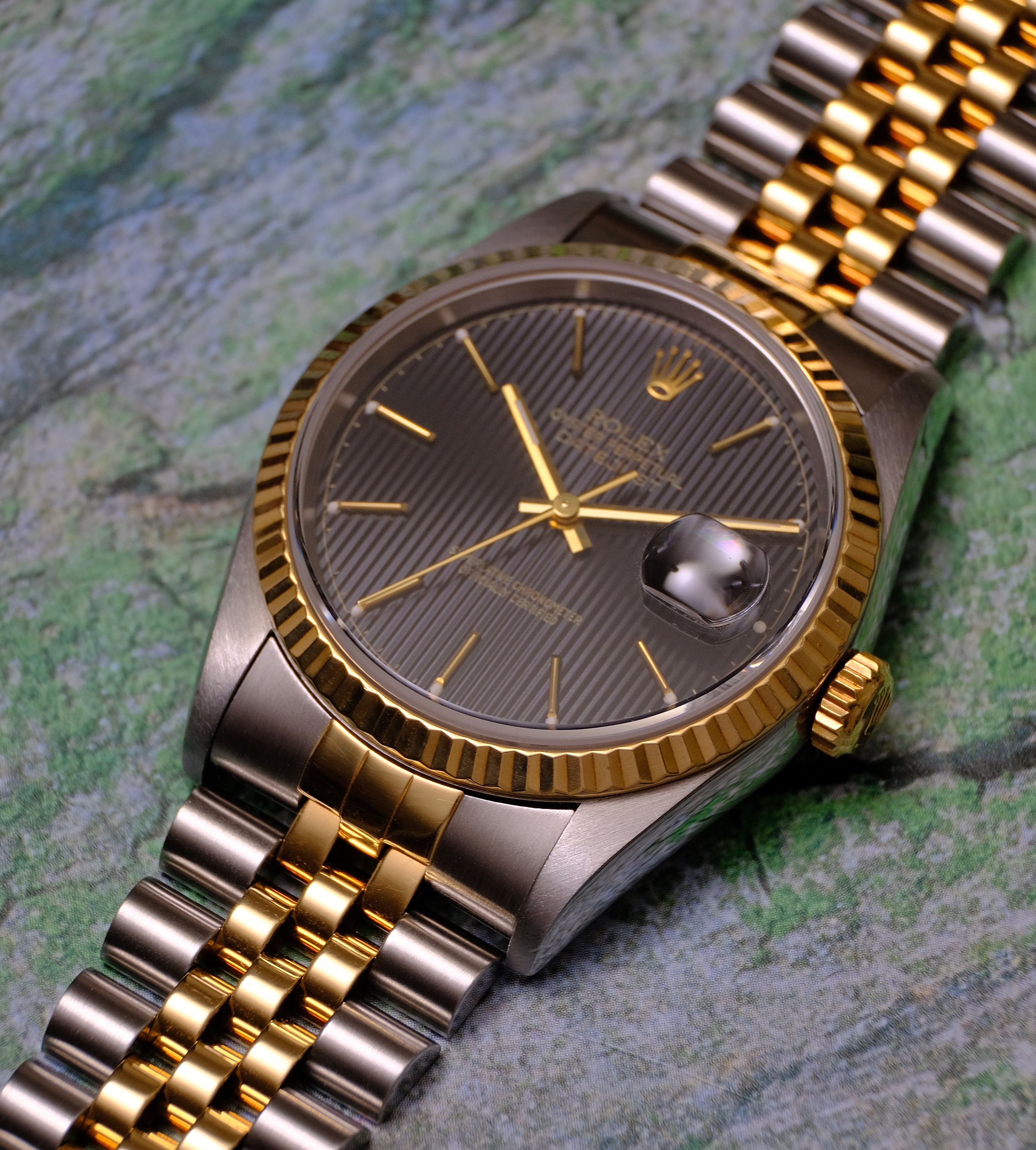 Rolex Datejust 16233 Black Tapestry Dial 1996 (Box Papers)