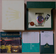 Afbeelding in Gallery-weergave laden, Rolex GMT Master II 16710 Pepsi 2006 (Full Set)
